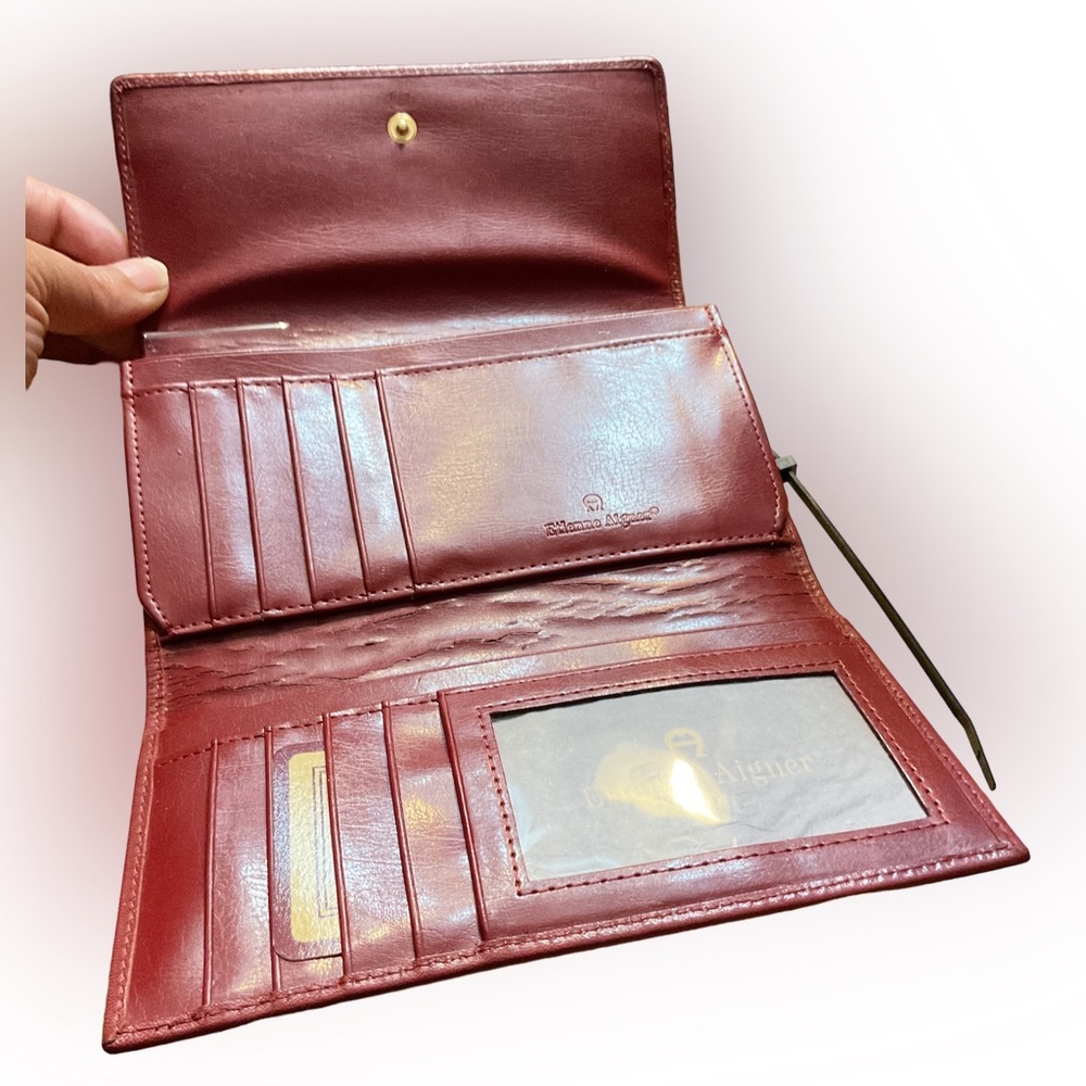 Etienne Aigner Red Leather Wallet NWT - Picture 2 of 9